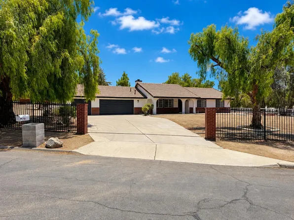 23510 Rose Quartz Dr, Perris, CA 92570