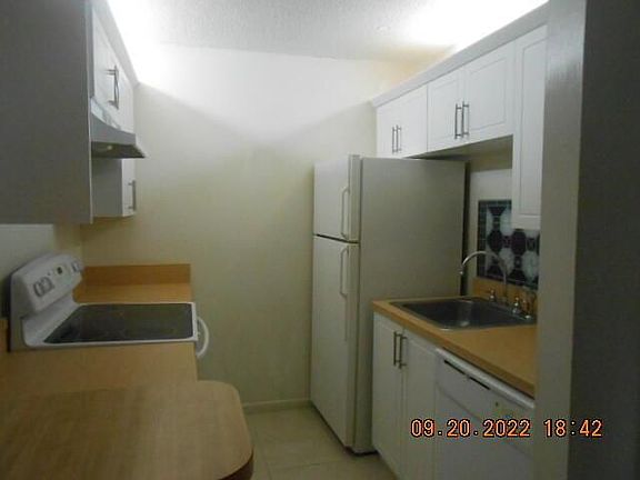 4th image of 14 Crossings Cir APT D