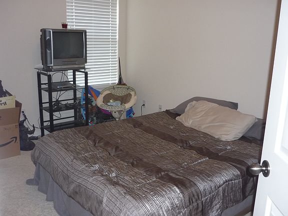 5th image of 1805 Bowerton Dr