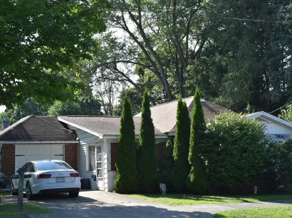 219 Summer St, Corry, PA 16407