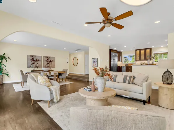 2330 Gill Port Ln, Walnut Creek, CA 94598