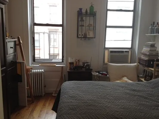 Rented by Cast Iron Real Estate | media 21