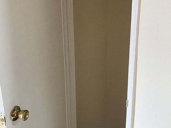 3rd image of 14943 35th Ave #2GG