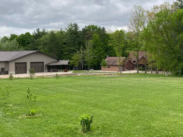 E7696 Horn Rd, Marion, WI 54950