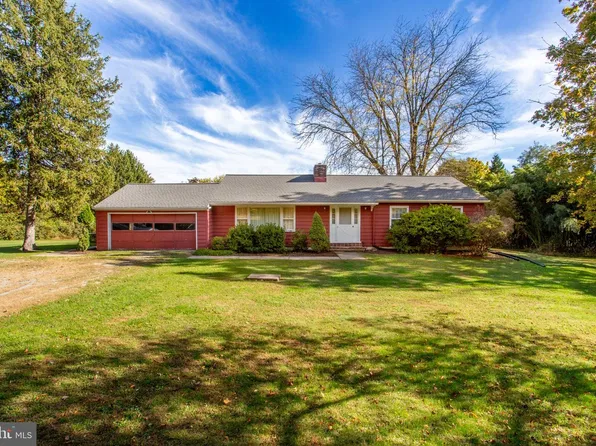 4727 Lower Mountain Rd, New Hope, PA 18938