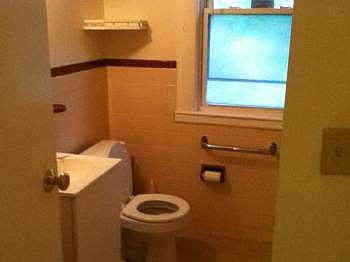 5th image of 18 Concord Ave #1