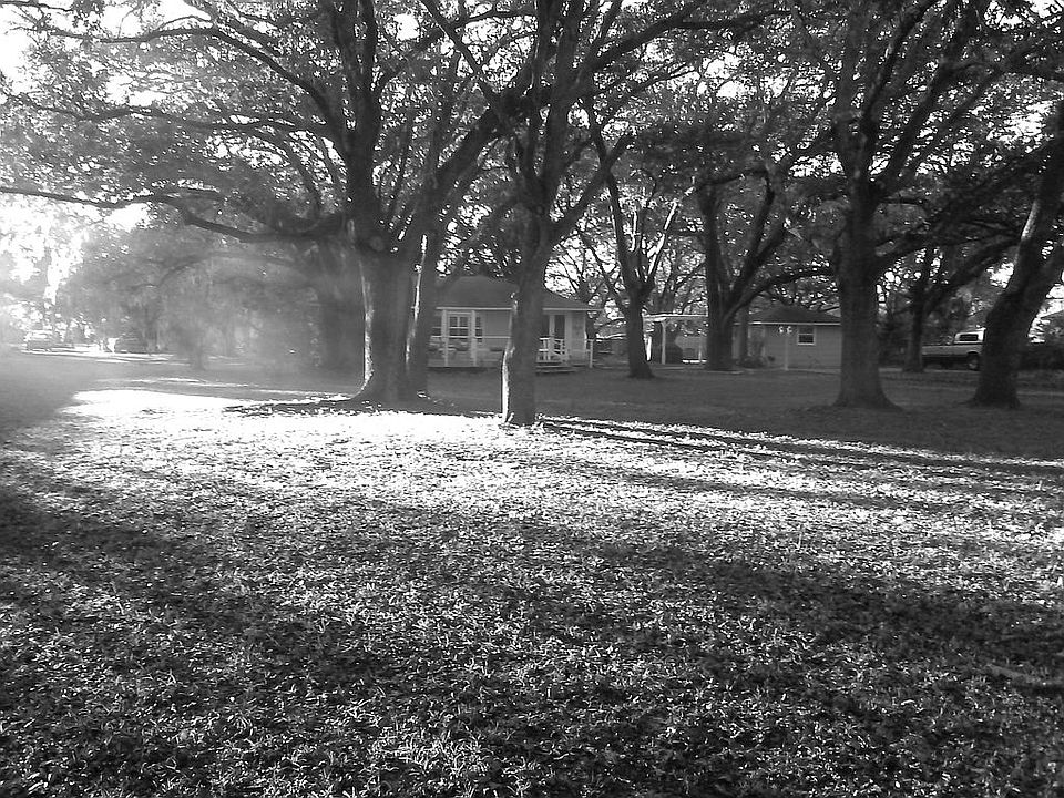 2nd image of 1300 Knecht Rd NE