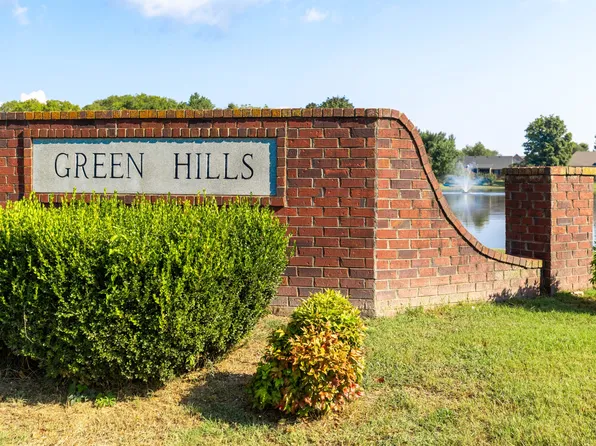 228 Megan Cir, Shelbyville, TN 37160