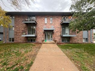 320 Lincoln St APT 10, Seward, NE 68434