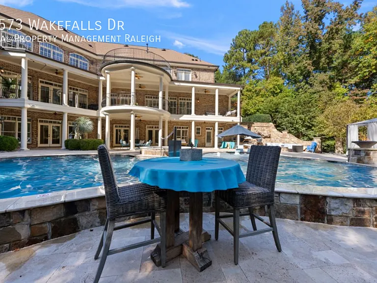 6573 Wakefalls Dr — Photo 13