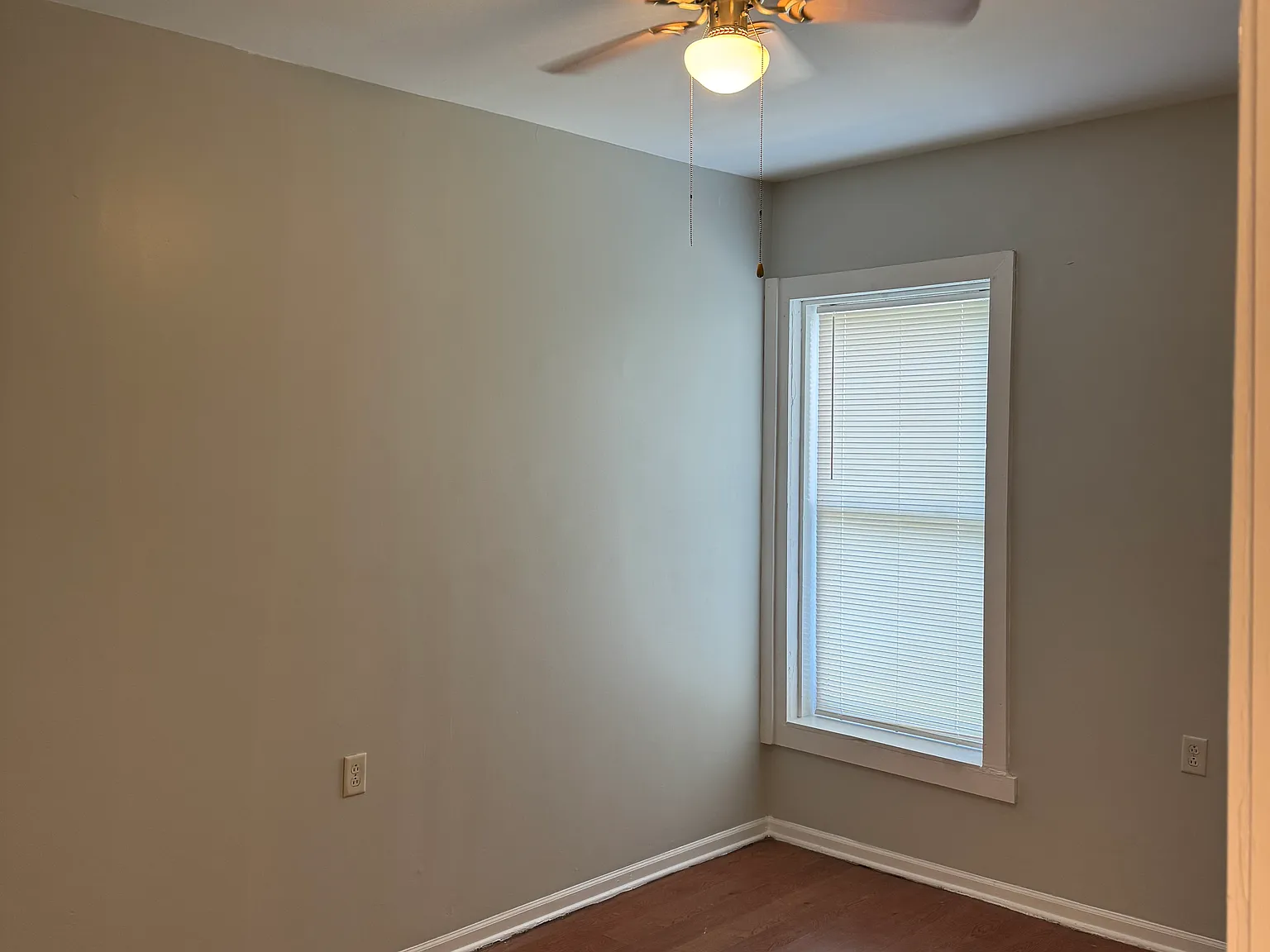 2 bed, 1100 sqft, $1,500 — Photo 3