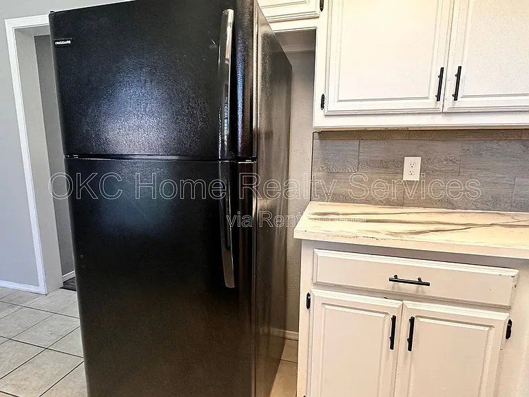 6713 Lyrewood Ln — Photo 10