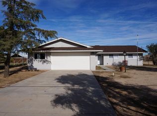 17810 Eucalyptus St, Hesperia, CA 92345