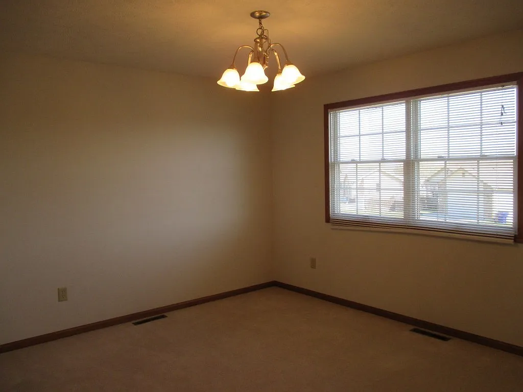 Great Corner Lot — Photo 4