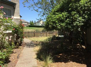 15 Raffles Ct, Petaluma, CA 94954