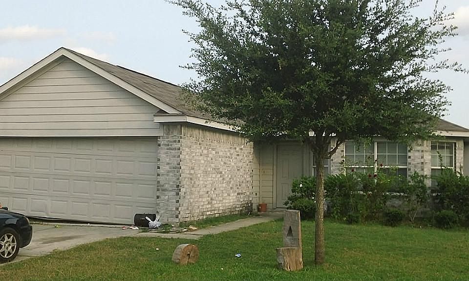 1st image of 2679 Tinas Terrace Dr