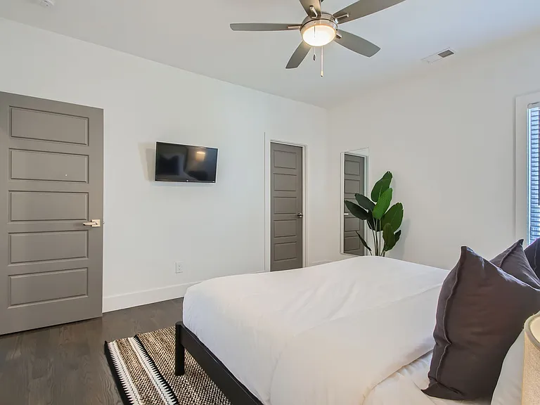 2709C Greystone Rd — Photo 25