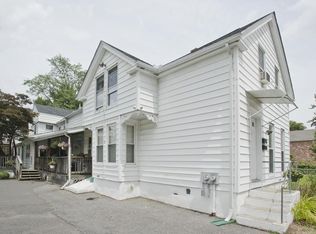 76 Pendleton Ave, Springfield, MA 01109