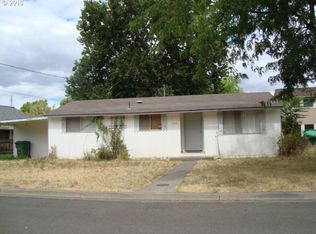208 Hill Ave, Milton Freewater, OR 97862