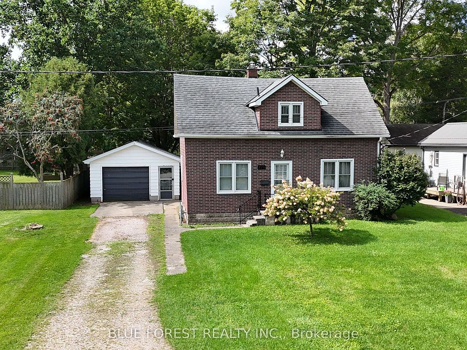 1st image of 228 Flora St