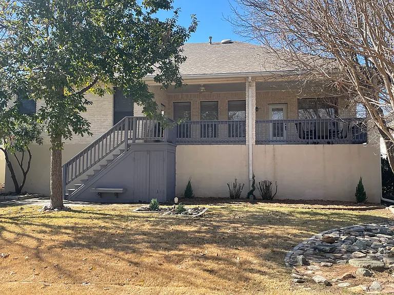220 E Creekview Dr — Photo 30