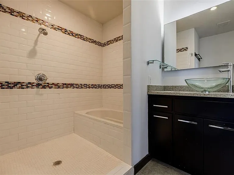 972 Dekalb Ave NE #202 — Photo 17
