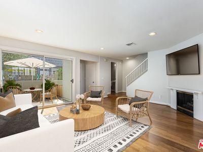 18550 Hatteras St Unit 41, Tarzana, CA, 91356