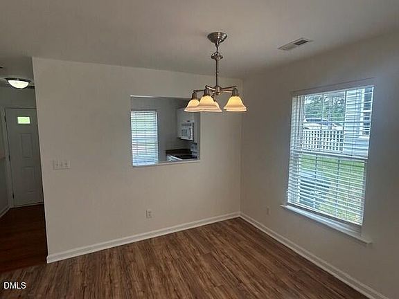 4th image of 217 Payton Dr