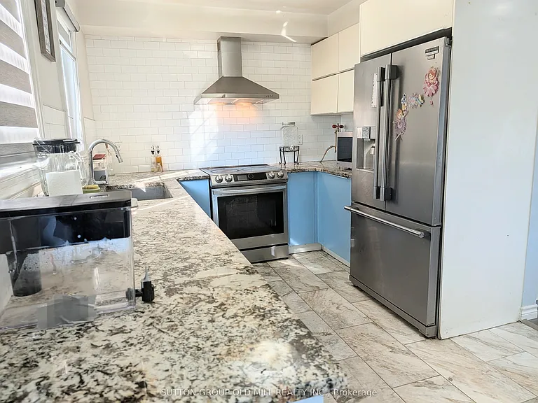 1 James St — Photo 2
