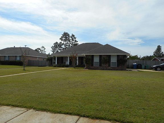 3rd image of 3400 Hermitage Ct