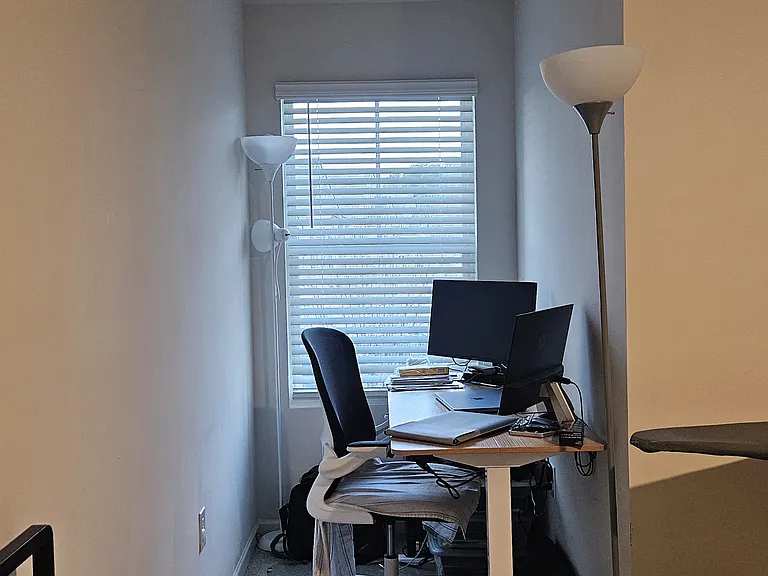 2nd bed room work area