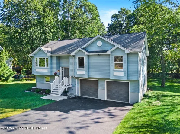 12335 Havenwood Dr, East Stroudsburg, PA 18302