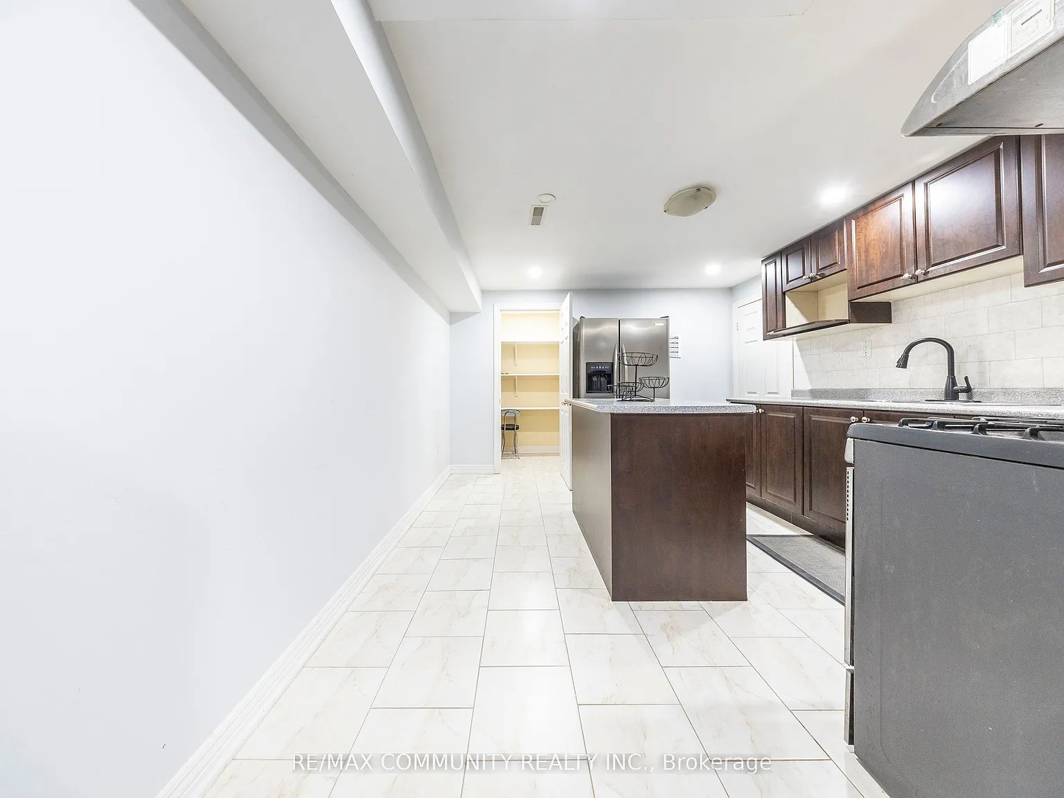 3 bed, $2,850 — Photo 4