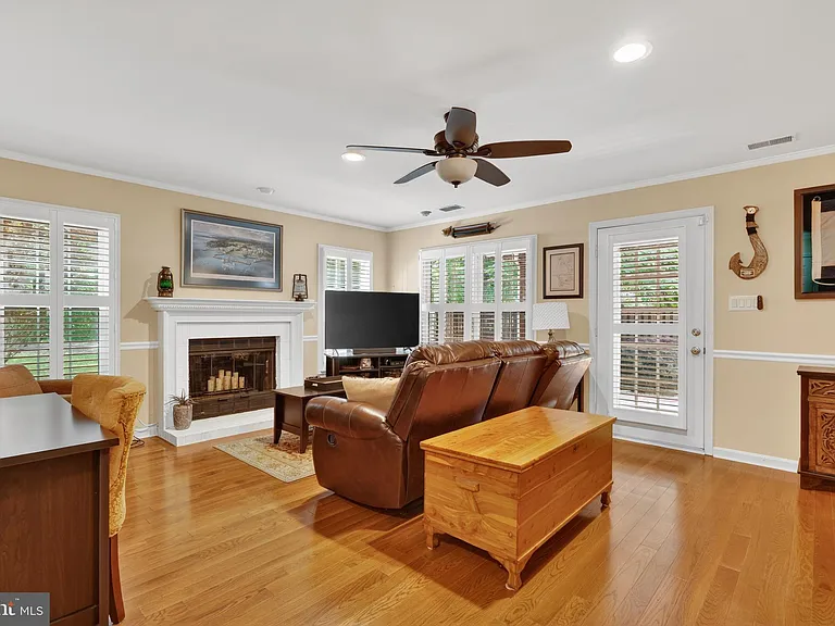 6635 Dunwich Way — Photo 25
