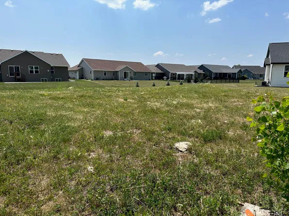 2077 W Sugar Ct, Appleton, WI 54913