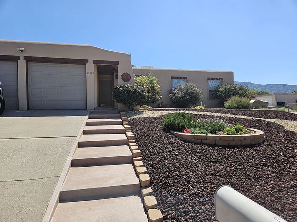 1400 Willys Knight Dr NE