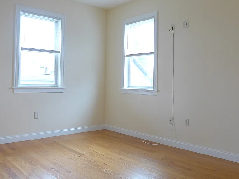 48 Dudley Pl #2 — Photo 6