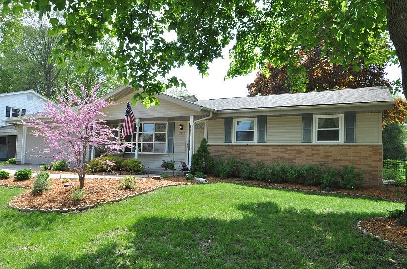 1st image of 714 Decker Dr