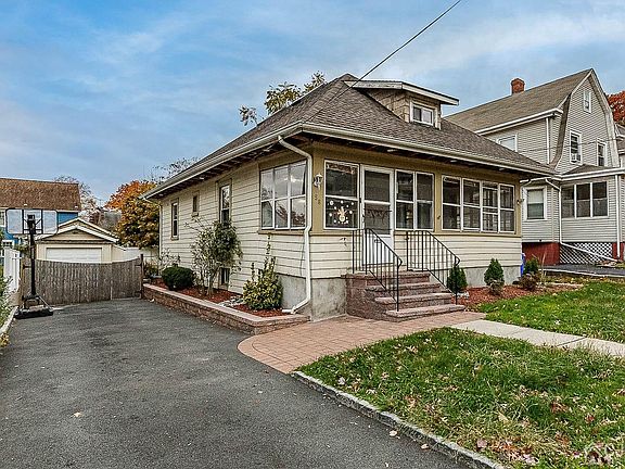 2nd image of 58 Pillot Pl