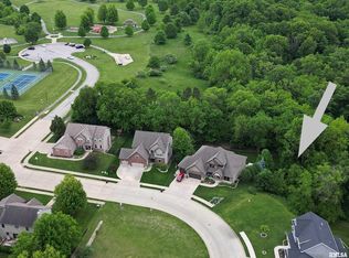 6711 N Water Oak Dr, Edwards, IL