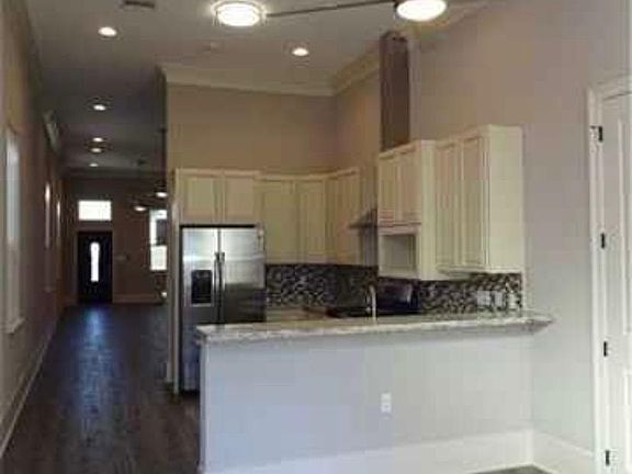 2nd image of 2127 Bienville St #1