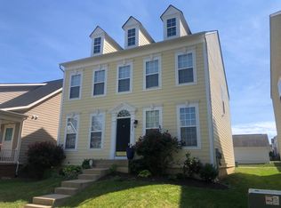 1004 Saunders Dr, Fredericksburg, VA 22401