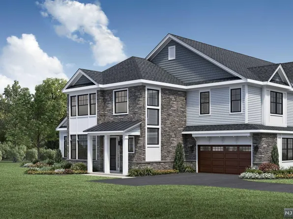 117 Woodmont Circle Riv, Westwood, NJ 07675
