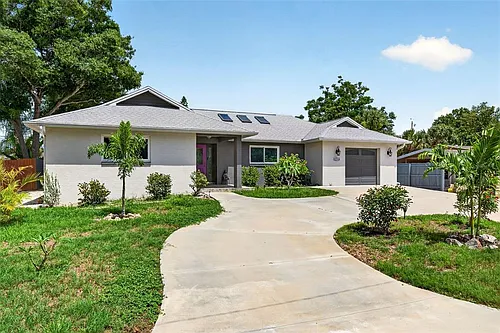4420 Porpoise Dr SE Photo 1