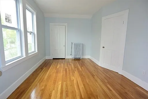 12 Eaton St — Photo 11