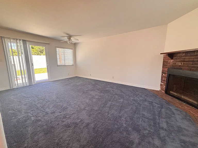 16542 Fountain Ln — Photo 21