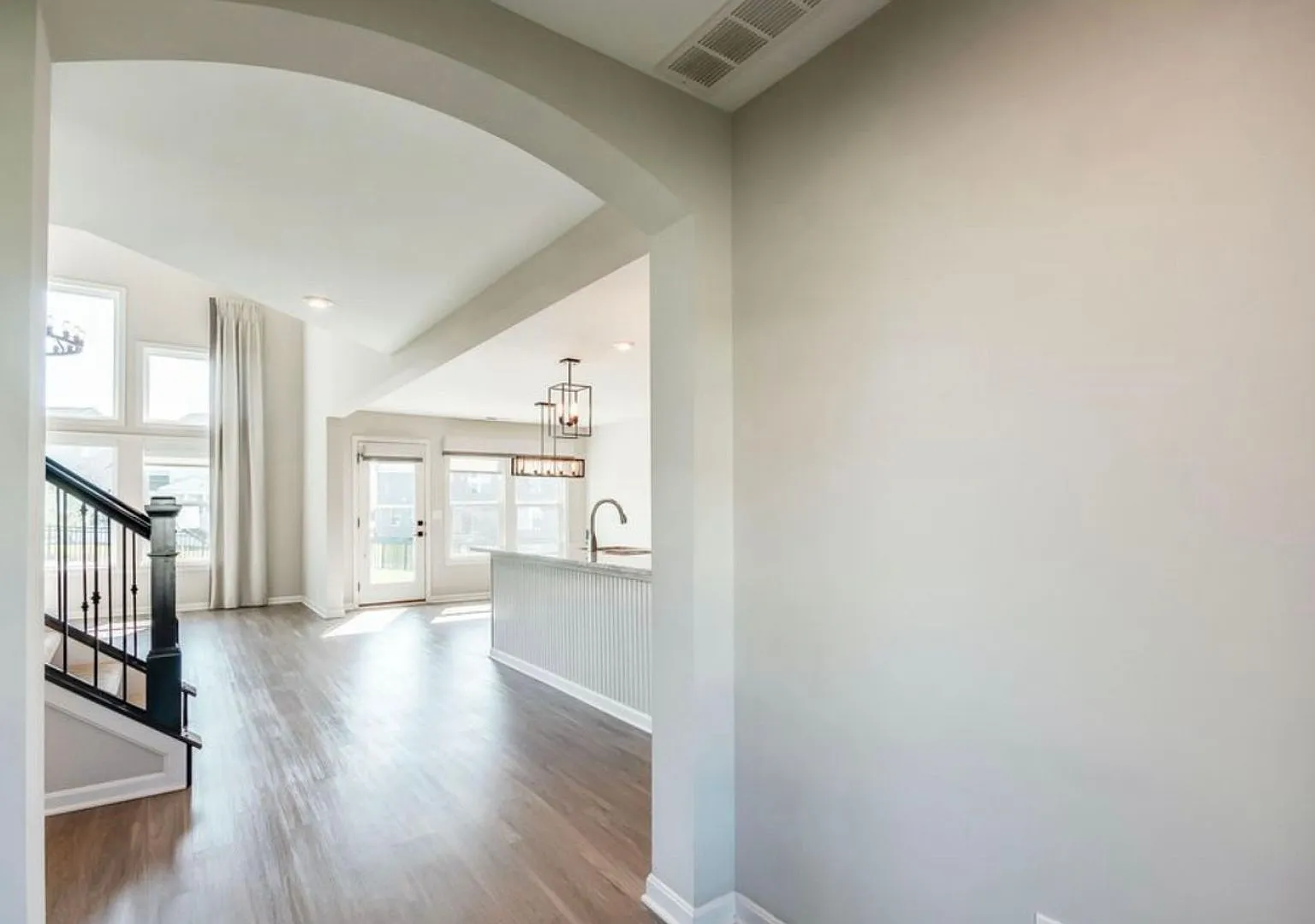 4BR/3BA Home For Rent - Meadows at Floyds Fork! — Photo 2