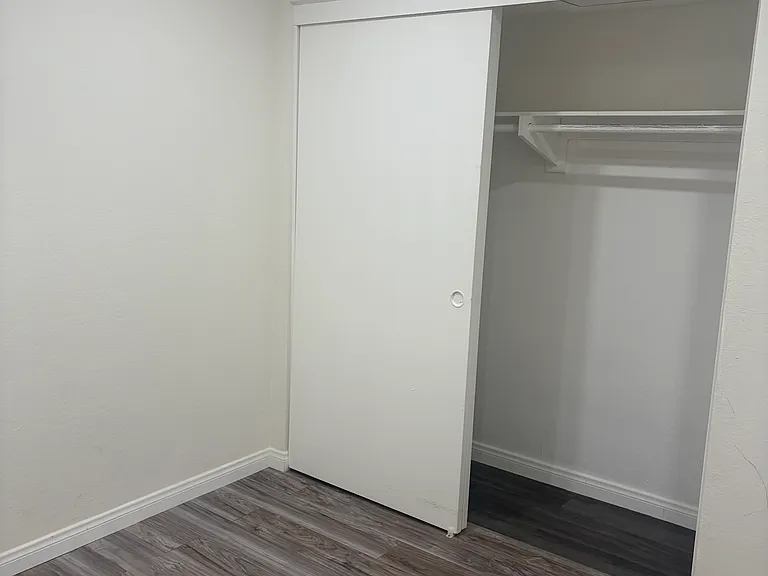 25007 Peachland Ave #124 — Photo 6