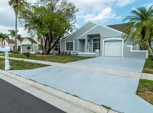 23040 Floralwood Ln, Boca Raton, FL 33433