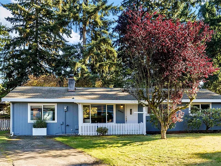 19011 Grannis Rd — Photo 1